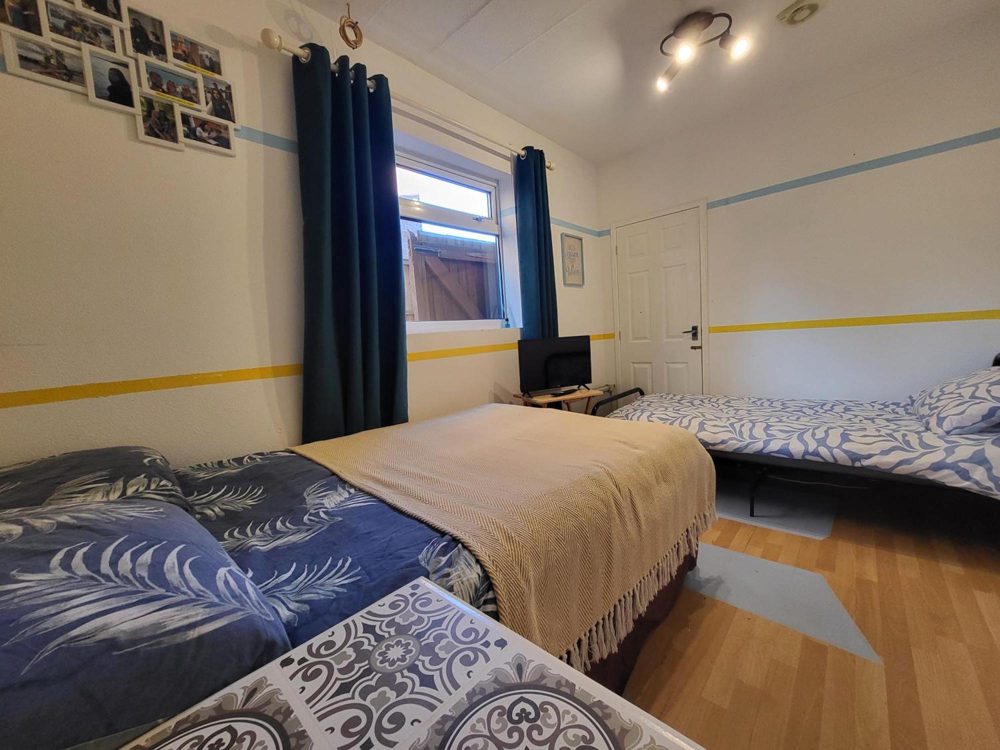 Appartamento Mudeford Swans Christchurch  Esterno foto